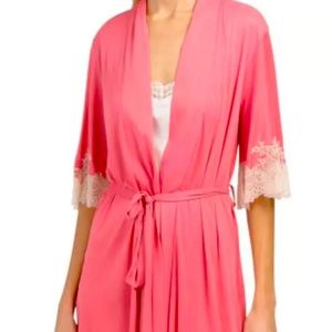 NEW! Pink “Enchant” Lace Trimmed Robe NATORI